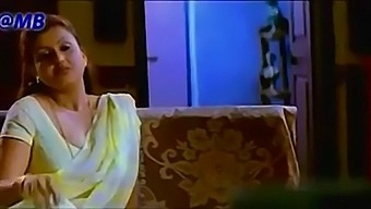 Desi Aunty With Big Tits In Action