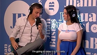 Pregnant Woman Enjoys Intense Pleasure With A Sex Machine In Homemade Video