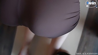 Petite Stepsister'S Unexpected Encounter At The Gym Leads To Intense Facial From Stud